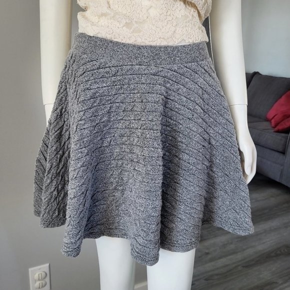 Zara Dresses & Skirts - ZARA Trafaluc - Dolled up skirts